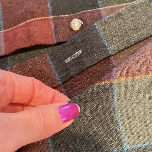 Northwest Territory Acrylic Plaid Button Up Shirt Large - Picture 6 of 17